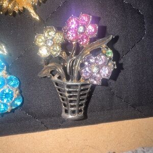 Rhinestone Flower Basket Brooch - Multicolor